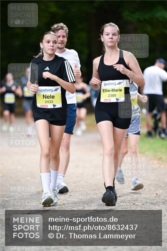 31.08.2025 - 21. Blankeneser Heldenlauf Dr. Thomas Lammeyer http://msf.ph/oto/8632437 31.08.2025 10:20:59 Laufen 2433, 2388 meine-sportfotos.de