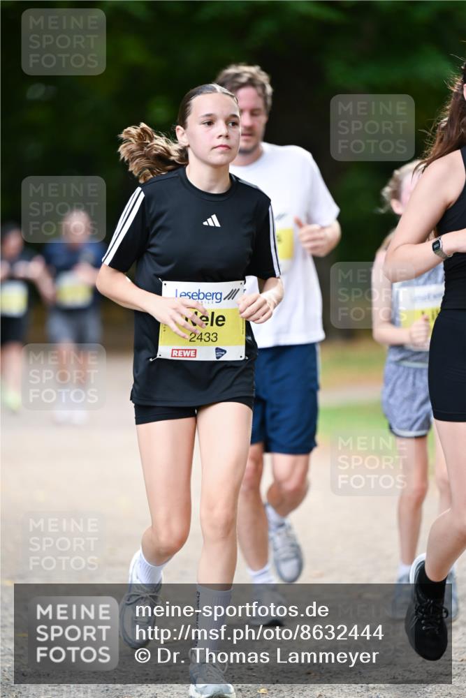 31.08.2025 - 21. Blankeneser Heldenlauf Dr. Thomas Lammeyer http://msf.ph/oto/8632444 31.08.2025 10:21:00 Laufen 2433 meine-sportfotos.de