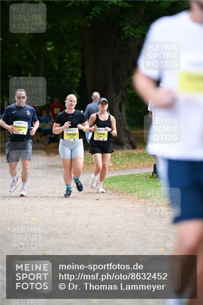 31.08.2025 - 21. Blankeneser Heldenlauf Dr. Thomas Lammeyer http://msf.ph/oto/8632452 31.08.2025 10:21:02 Laufen 2257, 2256, 2407 meine-sportfotos.de