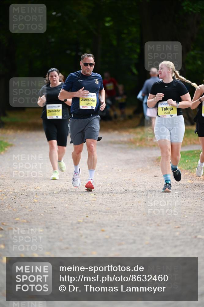 31.08.2025 - 21. Blankeneser Heldenlauf Dr. Thomas Lammeyer http://msf.ph/oto/8632460 31.08.2025 10:21:04 Laufen 2530, 2257, 2256 meine-sportfotos.de