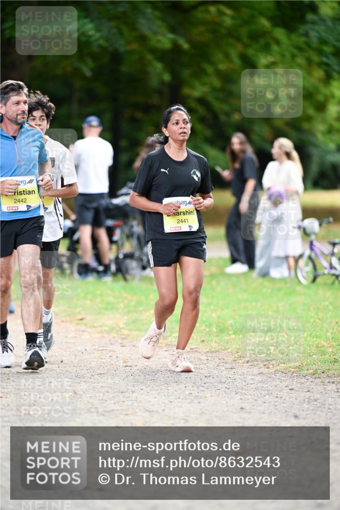 31.08.2025 - 21. Blankeneser Heldenlauf Dr. Thomas Lammeyer http://msf.ph/oto/8632543 31.08.2025 10:21:35 Laufen 2442, 11, 3, 2441 meine-sportfotos.de
