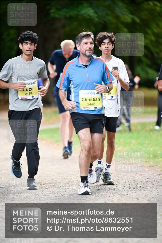 31.08.2025 - 21. Blankeneser Heldenlauf Dr. Thomas Lammeyer http://msf.ph/oto/8632551 31.08.2025 10:21:37 Laufen 2438, 2439, 2442 meine-sportfotos.de