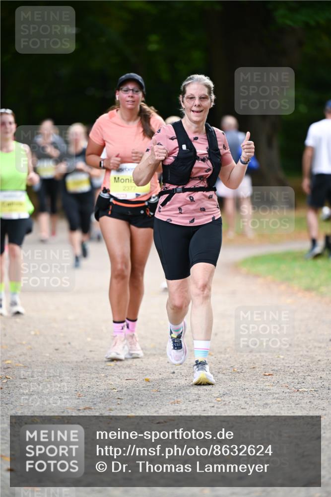 31.08.2025 - 21. Blankeneser Heldenlauf Dr. Thomas Lammeyer http://msf.ph/oto/8632624 31.08.2025 10:21:54 Laufen 2377 meine-sportfotos.de