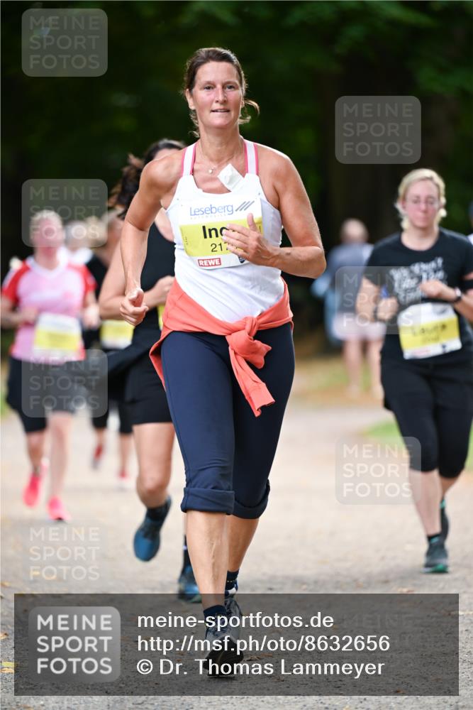 31.08.2025 - 21. Blankeneser Heldenlauf Dr. Thomas Lammeyer http://msf.ph/oto/8632656 31.08.2025 10:22:00 Laufen 217 meine-sportfotos.de