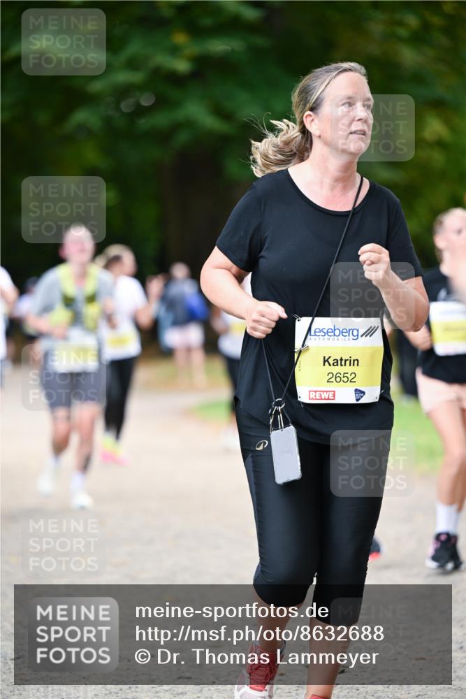 31.08.2025 - 21. Blankeneser Heldenlauf Dr. Thomas Lammeyer http://msf.ph/oto/8632688 31.08.2025 10:22:07 Laufen 2652 meine-sportfotos.de