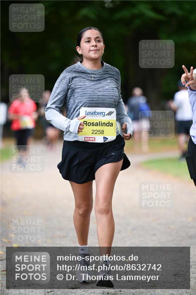 31.08.2025 - 21. Blankeneser Heldenlauf Dr. Thomas Lammeyer http://msf.ph/oto/8632742 31.08.2025 10:22:21 Laufen 2258 meine-sportfotos.de