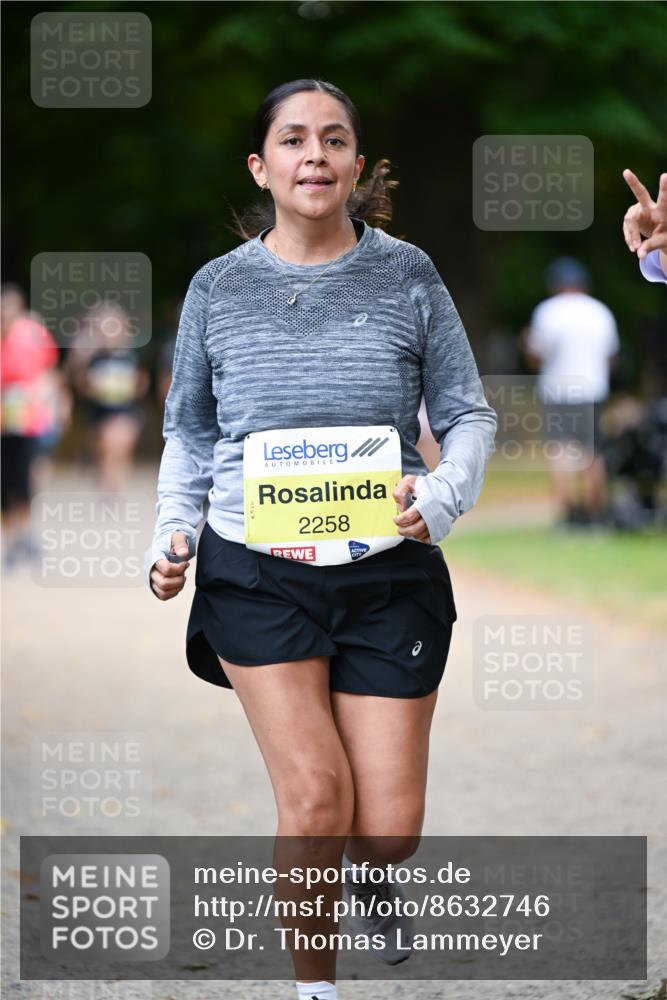 31.08.2025 - 21. Blankeneser Heldenlauf Dr. Thomas Lammeyer http://msf.ph/oto/8632746 31.08.2025 10:22:21 Laufen 2258 meine-sportfotos.de
