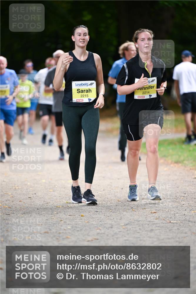 31.08.2025 - 21. Blankeneser Heldenlauf Dr. Thomas Lammeyer http://msf.ph/oto/8632802 31.08.2025 10:22:32 Laufen 2215, 2214 meine-sportfotos.de