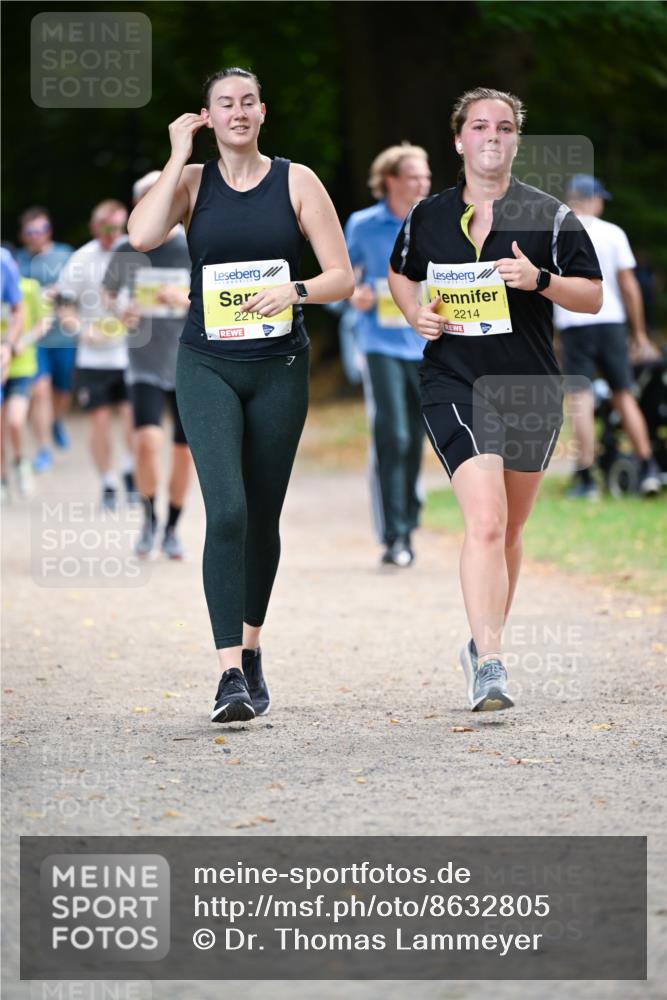31.08.2025 - 21. Blankeneser Heldenlauf Dr. Thomas Lammeyer http://msf.ph/oto/8632805 31.08.2025 10:22:33 Laufen 2215, 2214 meine-sportfotos.de