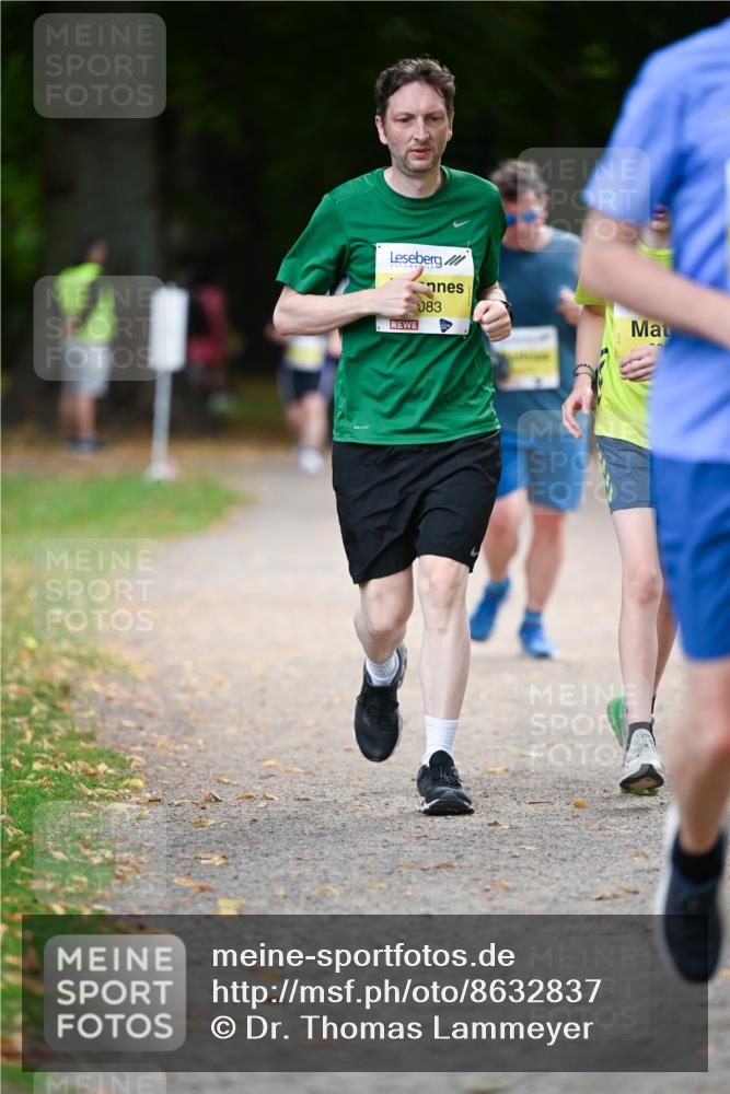 31.08.2025 - 21. Blankeneser Heldenlauf Dr. Thomas Lammeyer http://msf.ph/oto/8632837 31.08.2025 10:22:40 Laufen 083 meine-sportfotos.de