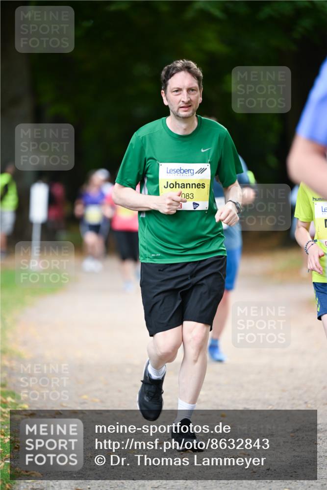 31.08.2025 - 21. Blankeneser Heldenlauf Dr. Thomas Lammeyer http://msf.ph/oto/8632843 31.08.2025 10:22:41 Laufen 083 meine-sportfotos.de