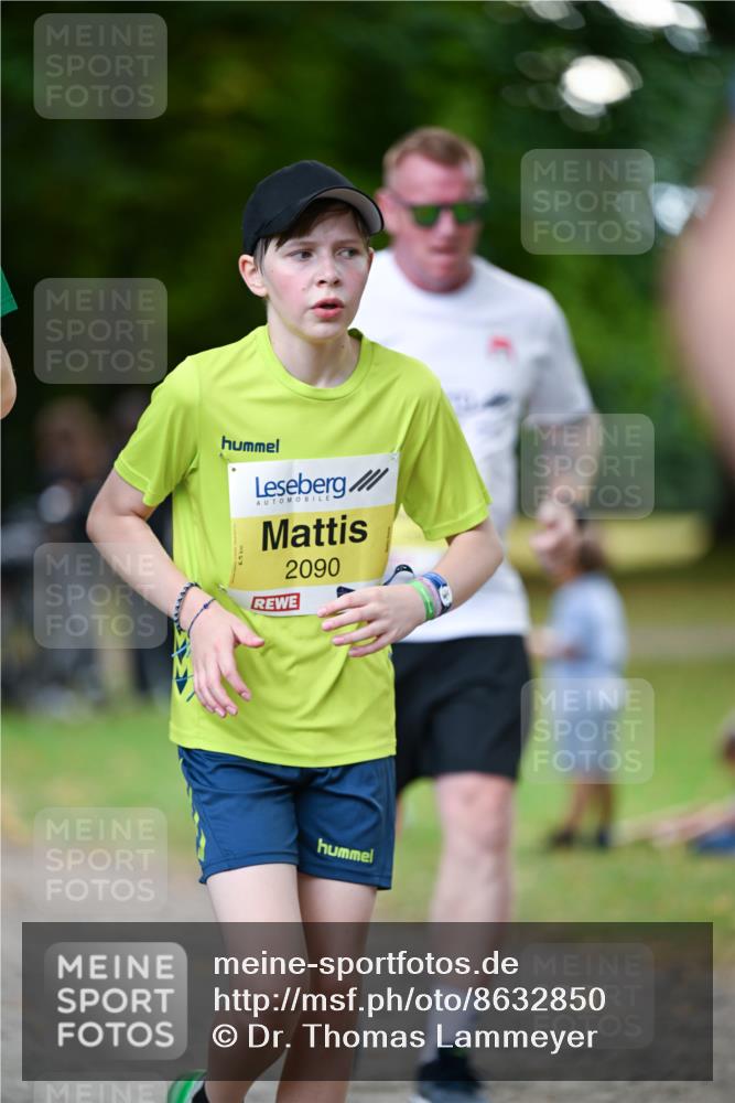 31.08.2025 - 21. Blankeneser Heldenlauf Dr. Thomas Lammeyer http://msf.ph/oto/8632850 31.08.2025 10:22:42 Laufen 2090 meine-sportfotos.de