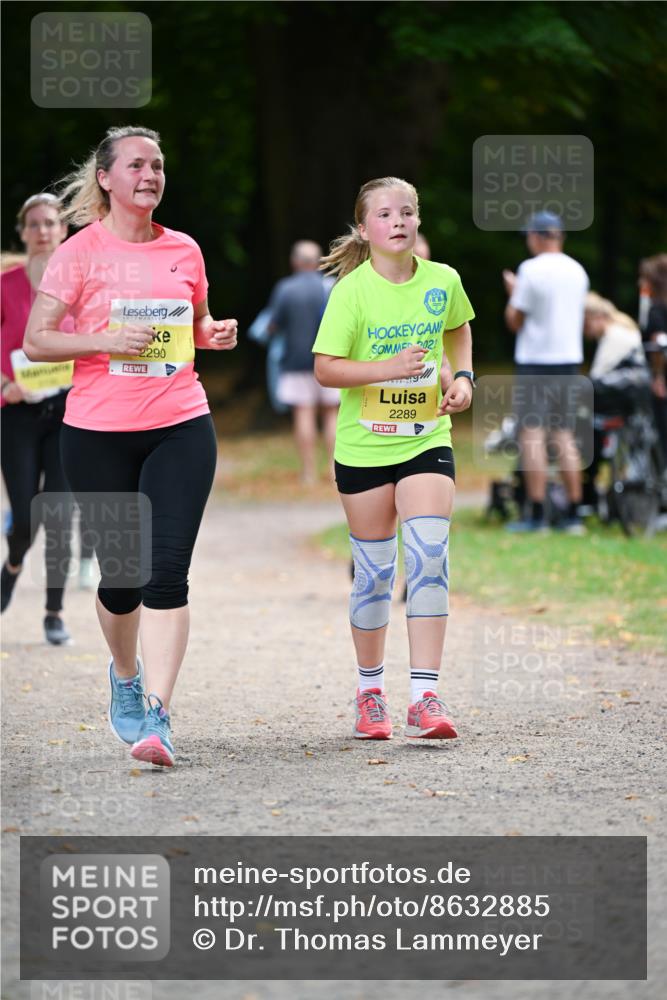 31.08.2025 - 21. Blankeneser Heldenlauf Dr. Thomas Lammeyer http://msf.ph/oto/8632885 31.08.2025 10:22:50 Laufen 2290, 202, 2289 meine-sportfotos.de