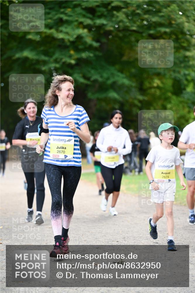 31.08.2025 - 21. Blankeneser Heldenlauf Dr. Thomas Lammeyer http://msf.ph/oto/8632950 31.08.2025 10:23:03 Laufen 2670, 2674 meine-sportfotos.de