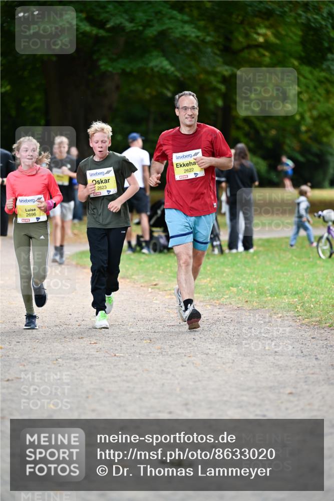 31.08.2025 - 21. Blankeneser Heldenlauf Dr. Thomas Lammeyer http://msf.ph/oto/8633020 31.08.2025 10:23:19 Laufen 2696, 2623, 2622 meine-sportfotos.de