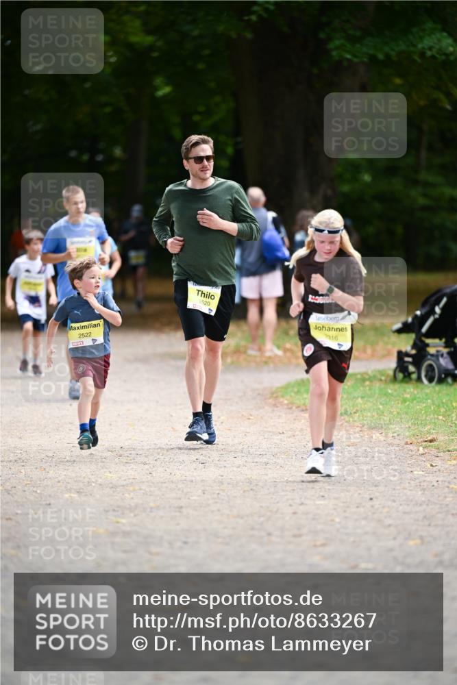 31.08.2025 - 21. Blankeneser Heldenlauf Dr. Thomas Lammeyer http://msf.ph/oto/8633267 31.08.2025 10:24:24 Laufen 2522, 2520, 316 meine-sportfotos.de