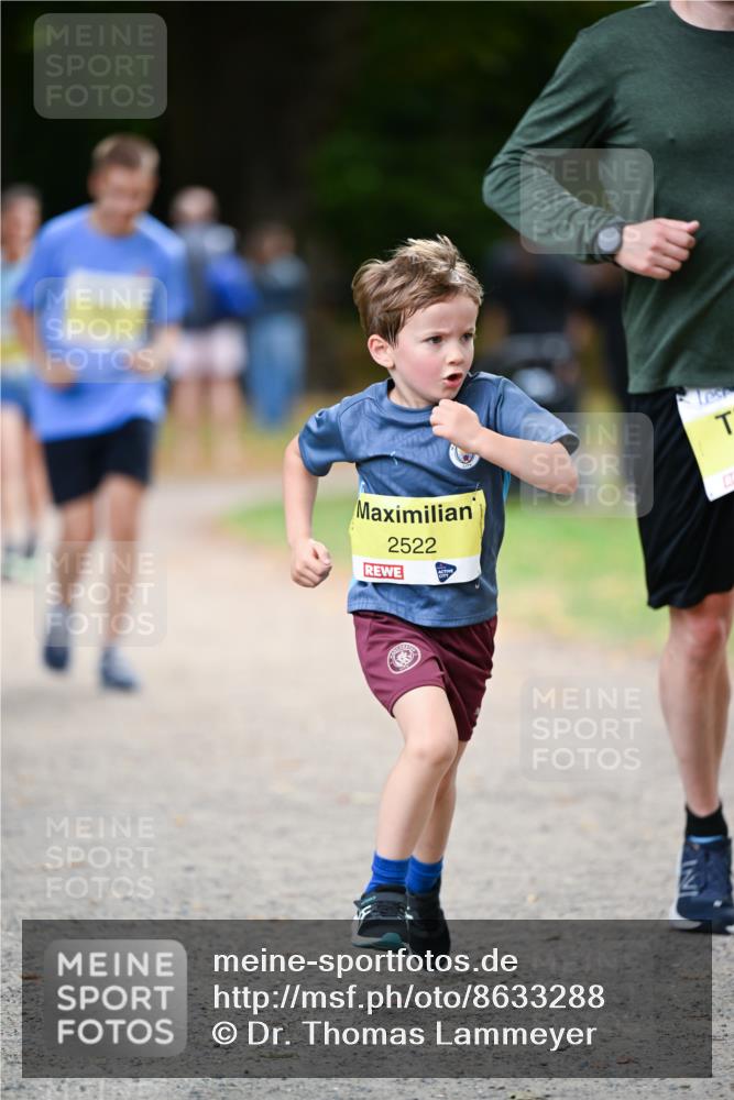 31.08.2025 - 21. Blankeneser Heldenlauf Dr. Thomas Lammeyer http://msf.ph/oto/8633288 31.08.2025 10:24:29 Laufen 2522 meine-sportfotos.de
