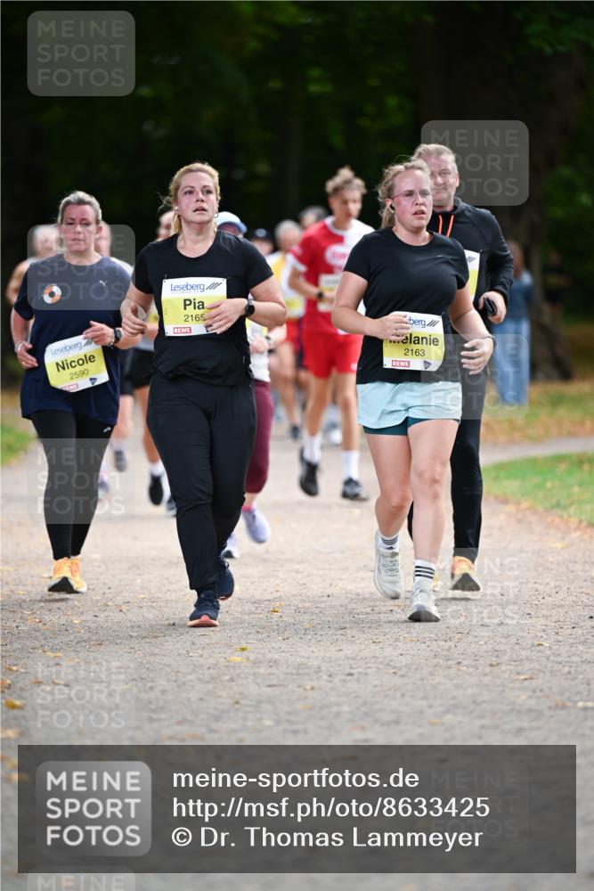 31.08.2025 - 21. Blankeneser Heldenlauf Dr. Thomas Lammeyer http://msf.ph/oto/8633425 31.08.2025 10:24:57 Laufen 2590, 2165, 2163 meine-sportfotos.de