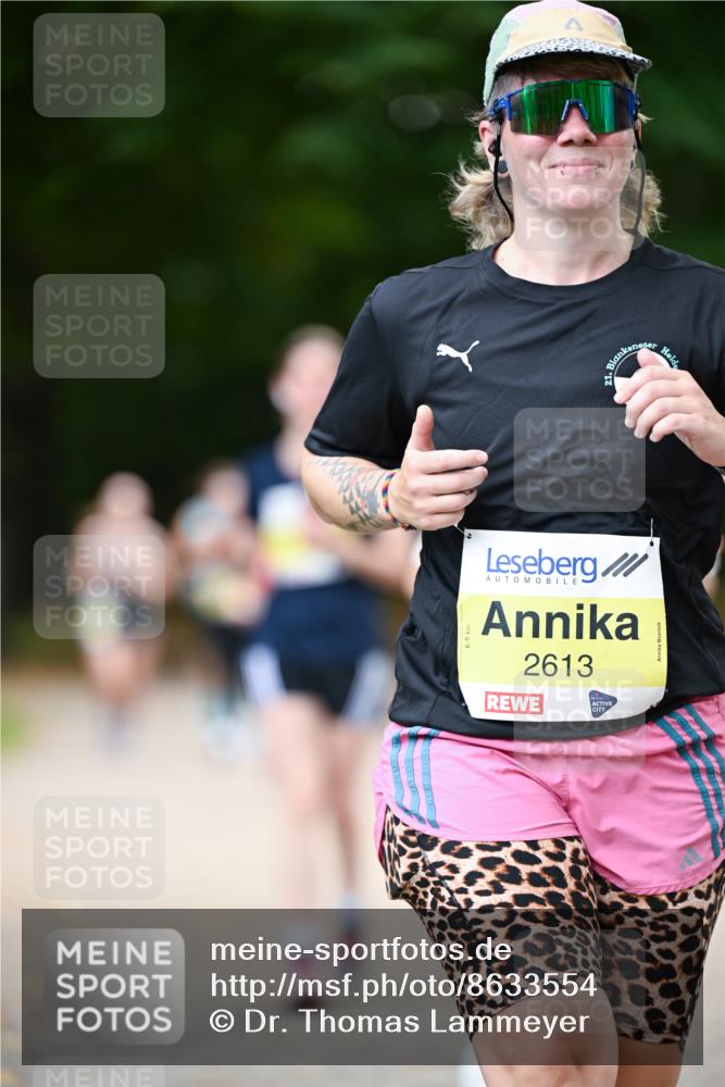 31.08.2025 - 21. Blankeneser Heldenlauf Dr. Thomas Lammeyer http://msf.ph/oto/8633554 31.08.2025 10:25:30 Laufen 2613 meine-sportfotos.de