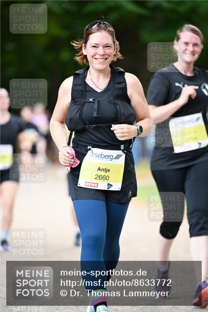 31.08.2025 - 21. Blankeneser Heldenlauf Dr. Thomas Lammeyer http://msf.ph/oto/8633772 31.08.2025 10:26:46 Laufen 2660, 2704 meine-sportfotos.de