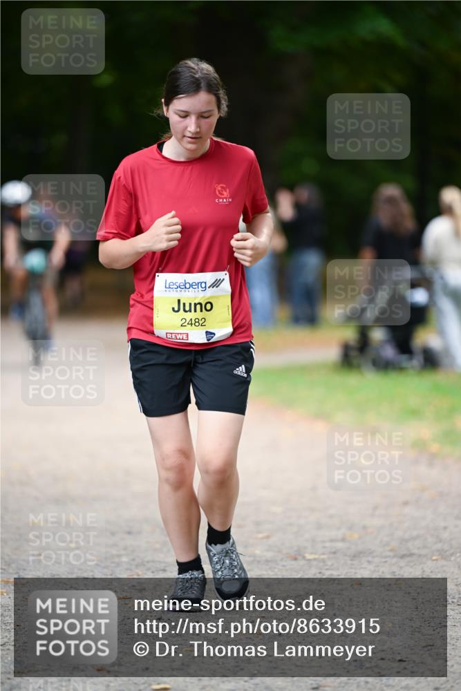 31.08.2025 - 21. Blankeneser Heldenlauf Dr. Thomas Lammeyer http://msf.ph/oto/8633915 31.08.2025 10:27:23 Laufen 2482 meine-sportfotos.de
