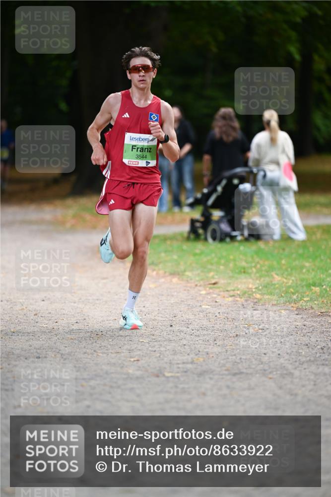 31.08.2025 - 21. Blankeneser Heldenlauf Dr. Thomas Lammeyer http://msf.ph/oto/8633922 31.08.2025 10:27:29 Laufen 3544, 80 meine-sportfotos.de