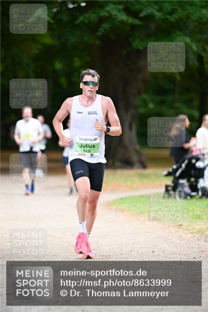 31.08.2025 - 21. Blankeneser Heldenlauf Dr. Thomas Lammeyer http://msf.ph/oto/8633999 31.08.2025 10:27:57 Laufen 3432 meine-sportfotos.de