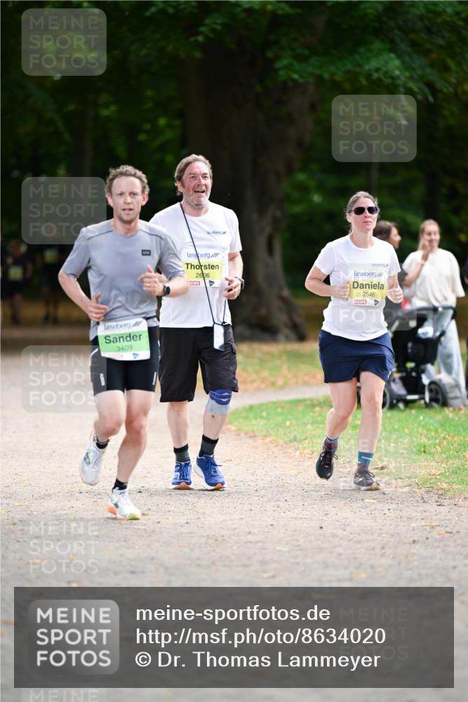 31.08.2025 - 21. Blankeneser Heldenlauf Dr. Thomas Lammeyer http://msf.ph/oto/8634020 31.08.2025 10:28:04 Laufen 3409, 2606, 2546 meine-sportfotos.de