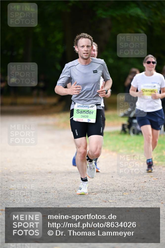 31.08.2025 - 21. Blankeneser Heldenlauf Dr. Thomas Lammeyer http://msf.ph/oto/8634026 31.08.2025 10:28:05 Laufen 3409 meine-sportfotos.de