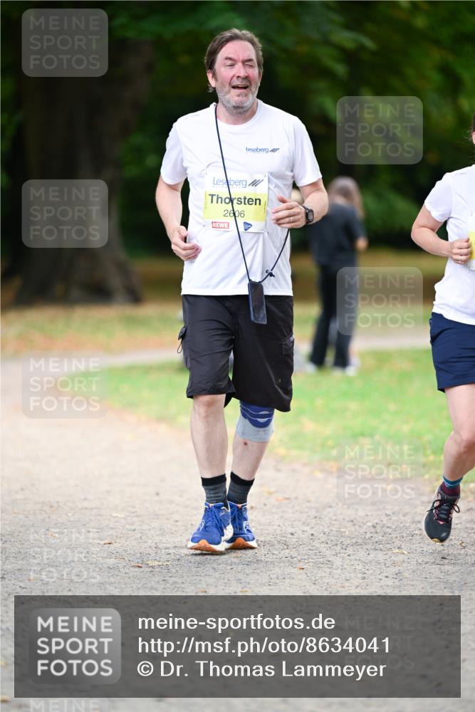31.08.2025 - 21. Blankeneser Heldenlauf Dr. Thomas Lammeyer http://msf.ph/oto/8634041 31.08.2025 10:28:08 Laufen 2606 meine-sportfotos.de