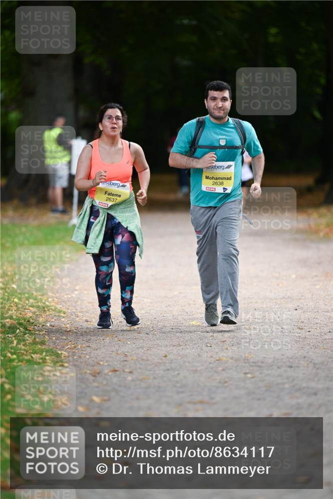 31.08.2025 - 21. Blankeneser Heldenlauf Dr. Thomas Lammeyer http://msf.ph/oto/8634117 31.08.2025 10:29:00 Laufen 2637, 2638 meine-sportfotos.de