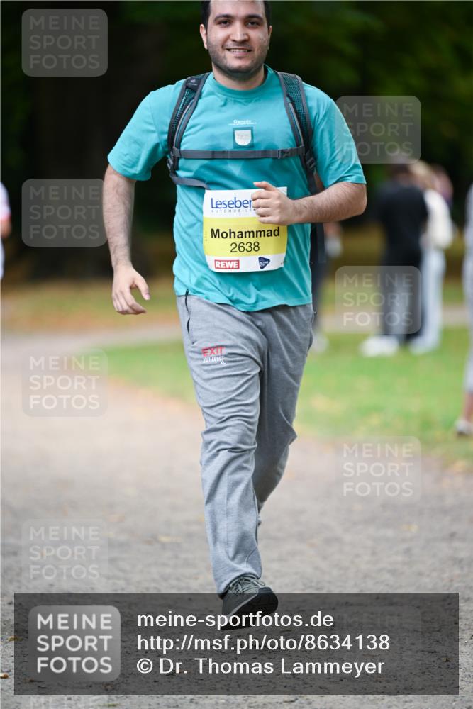 31.08.2025 - 21. Blankeneser Heldenlauf Dr. Thomas Lammeyer http://msf.ph/oto/8634138 31.08.2025 10:29:03 Laufen 2638 meine-sportfotos.de