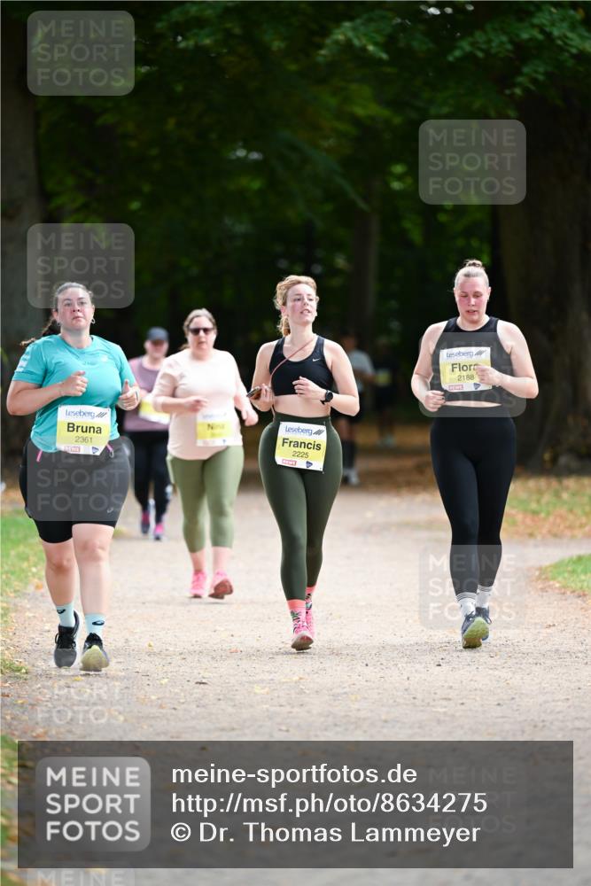 31.08.2025 - 21. Blankeneser Heldenlauf Dr. Thomas Lammeyer http://msf.ph/oto/8634275 31.08.2025 10:30:05 Laufen 2361, 2225, 2188 meine-sportfotos.de