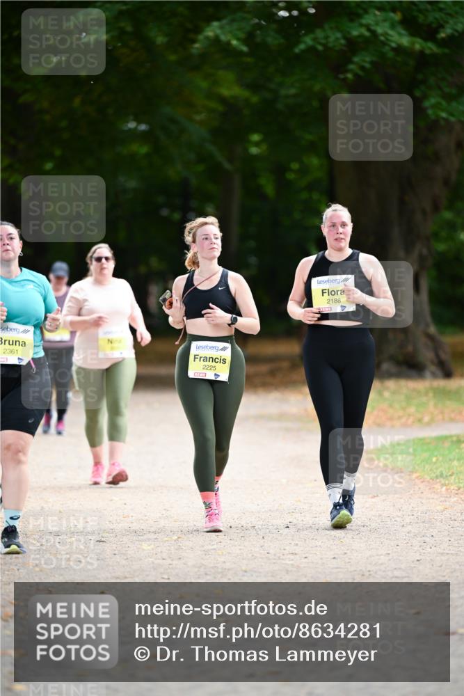 31.08.2025 - 21. Blankeneser Heldenlauf Dr. Thomas Lammeyer http://msf.ph/oto/8634281 31.08.2025 10:30:06 Laufen 2361, 2225, 2188 meine-sportfotos.de