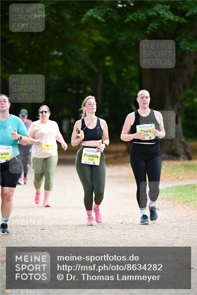 31.08.2025 - 21. Blankeneser Heldenlauf Dr. Thomas Lammeyer http://msf.ph/oto/8634282 31.08.2025 10:30:06 Laufen 361, 3, 2225, 2188 meine-sportfotos.de