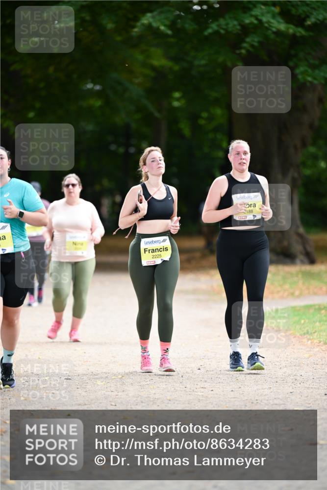 31.08.2025 - 21. Blankeneser Heldenlauf Dr. Thomas Lammeyer http://msf.ph/oto/8634283 31.08.2025 10:30:06 Laufen 2225, 2188 meine-sportfotos.de
