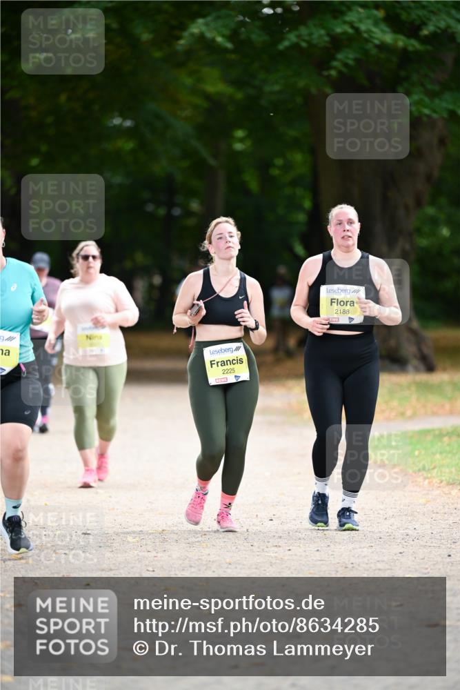 31.08.2025 - 21. Blankeneser Heldenlauf Dr. Thomas Lammeyer http://msf.ph/oto/8634285 31.08.2025 10:30:07 Laufen 2225, 2188 meine-sportfotos.de