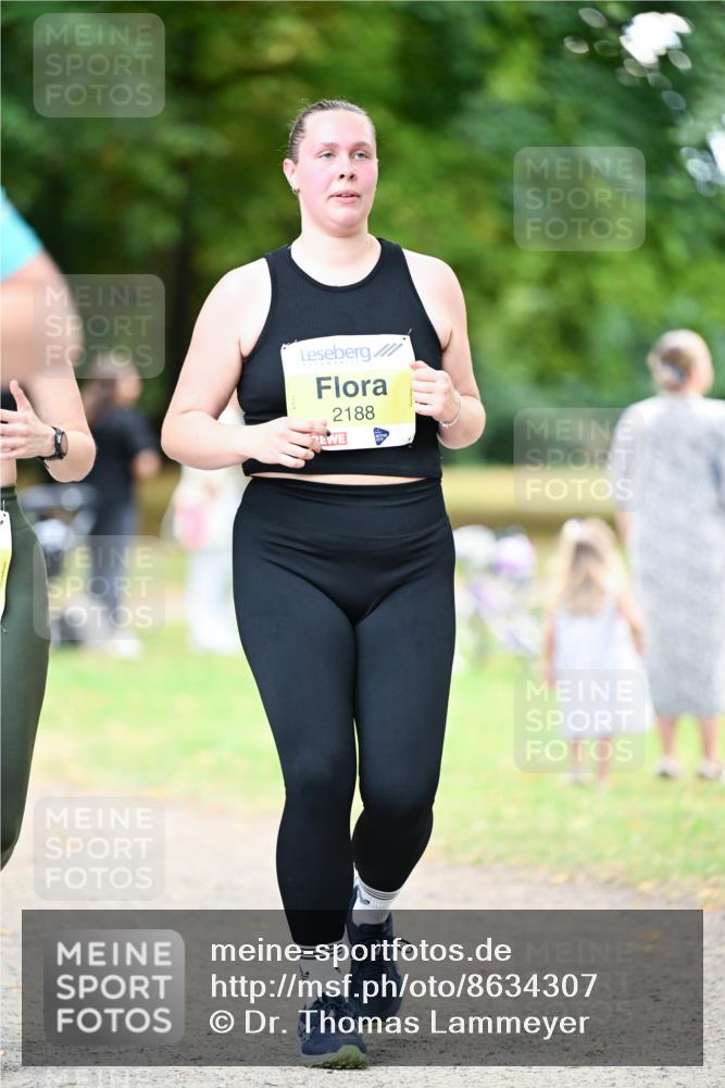 31.08.2025 - 21. Blankeneser Heldenlauf Dr. Thomas Lammeyer http://msf.ph/oto/8634307 31.08.2025 10:30:11 Laufen 2188 meine-sportfotos.de
