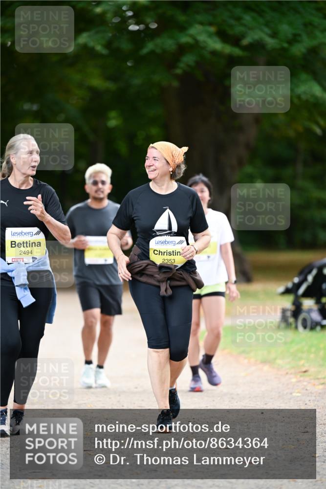 31.08.2025 - 21. Blankeneser Heldenlauf Dr. Thomas Lammeyer http://msf.ph/oto/8634364 31.08.2025 10:30:44 Laufen 2494, 2353, 50 meine-sportfotos.de