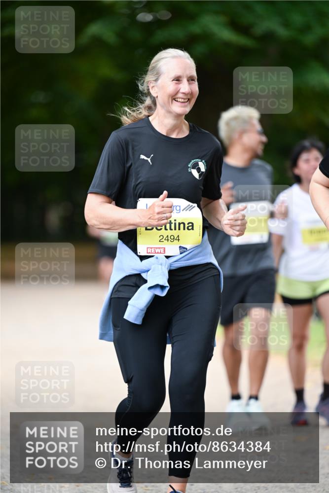 31.08.2025 - 21. Blankeneser Heldenlauf Dr. Thomas Lammeyer http://msf.ph/oto/8634384 31.08.2025 10:30:47 Laufen 2494 meine-sportfotos.de