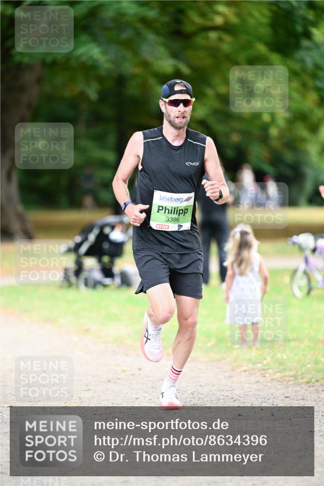 31.08.2025 - 21. Blankeneser Heldenlauf Dr. Thomas Lammeyer http://msf.ph/oto/8634396 31.08.2025 10:30:54 Laufen 3396 meine-sportfotos.de