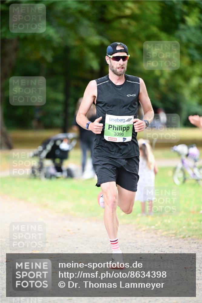 31.08.2025 - 21. Blankeneser Heldenlauf Dr. Thomas Lammeyer http://msf.ph/oto/8634398 31.08.2025 10:30:54 Laufen 3396 meine-sportfotos.de