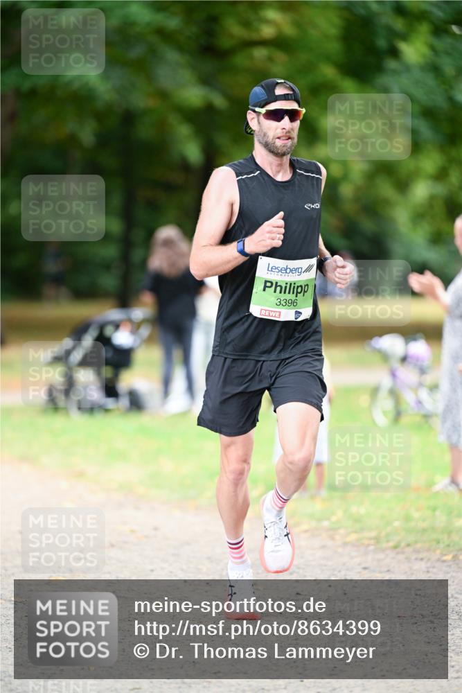 31.08.2025 - 21. Blankeneser Heldenlauf Dr. Thomas Lammeyer http://msf.ph/oto/8634399 31.08.2025 10:30:54 Laufen 3396 meine-sportfotos.de