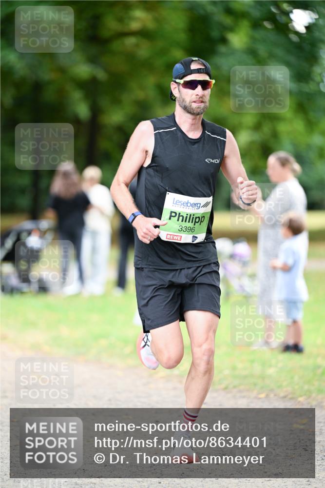31.08.2025 - 21. Blankeneser Heldenlauf Dr. Thomas Lammeyer http://msf.ph/oto/8634401 31.08.2025 10:30:55 Laufen 3396 meine-sportfotos.de