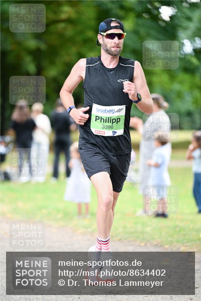 31.08.2025 - 21. Blankeneser Heldenlauf Dr. Thomas Lammeyer http://msf.ph/oto/8634402 31.08.2025 10:30:55 Laufen 3396 meine-sportfotos.de