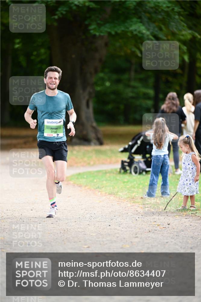 31.08.2025 - 21. Blankeneser Heldenlauf Dr. Thomas Lammeyer http://msf.ph/oto/8634407 31.08.2025 10:31:13 Laufen 3702, 50 meine-sportfotos.de