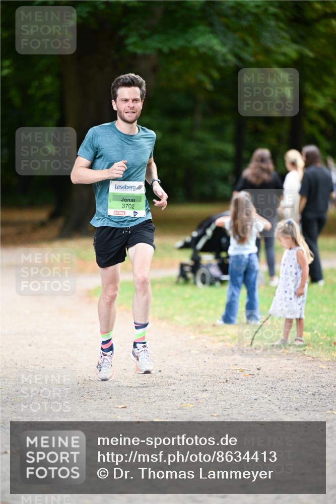 31.08.2025 - 21. Blankeneser Heldenlauf Dr. Thomas Lammeyer http://msf.ph/oto/8634413 31.08.2025 10:31:14 Laufen 3702 meine-sportfotos.de