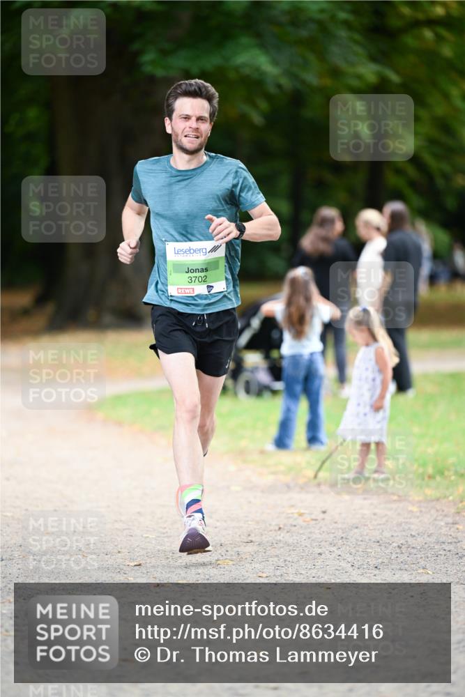 31.08.2025 - 21. Blankeneser Heldenlauf Dr. Thomas Lammeyer http://msf.ph/oto/8634416 31.08.2025 10:31:14 Laufen 3702 meine-sportfotos.de