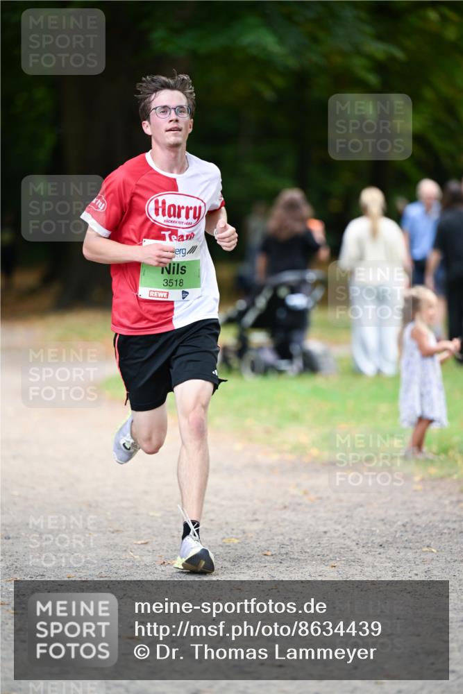 31.08.2025 - 21. Blankeneser Heldenlauf Dr. Thomas Lammeyer http://msf.ph/oto/8634439 31.08.2025 10:31:52 Laufen 1688, 3518 meine-sportfotos.de