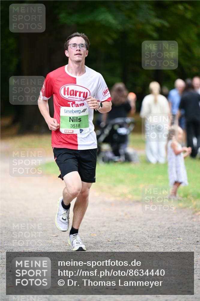 31.08.2025 - 21. Blankeneser Heldenlauf Dr. Thomas Lammeyer http://msf.ph/oto/8634440 31.08.2025 10:31:52 Laufen 1688, 3518 meine-sportfotos.de